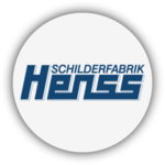 Das Firmenlogo von Henss Schilder - Einer Schilderfabrik in Unnau im Westerwald